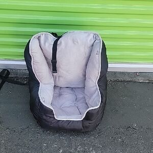 Black and Gray Pet Car Seat